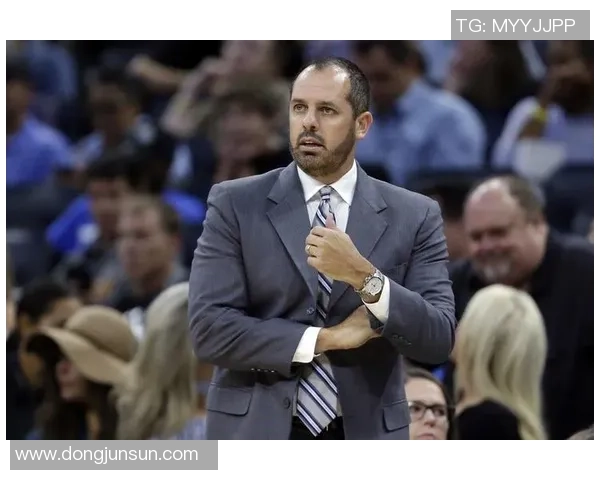 西奥多：从足球天才到全球偶像的成长历程与成就探秘